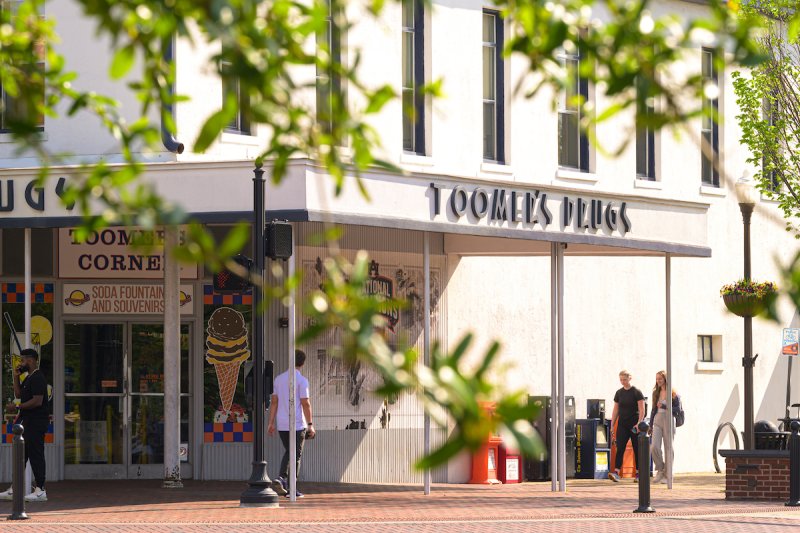 Toomers Drugs store front