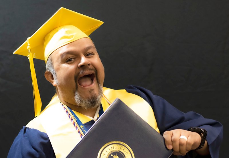 Laurus Graduate Images