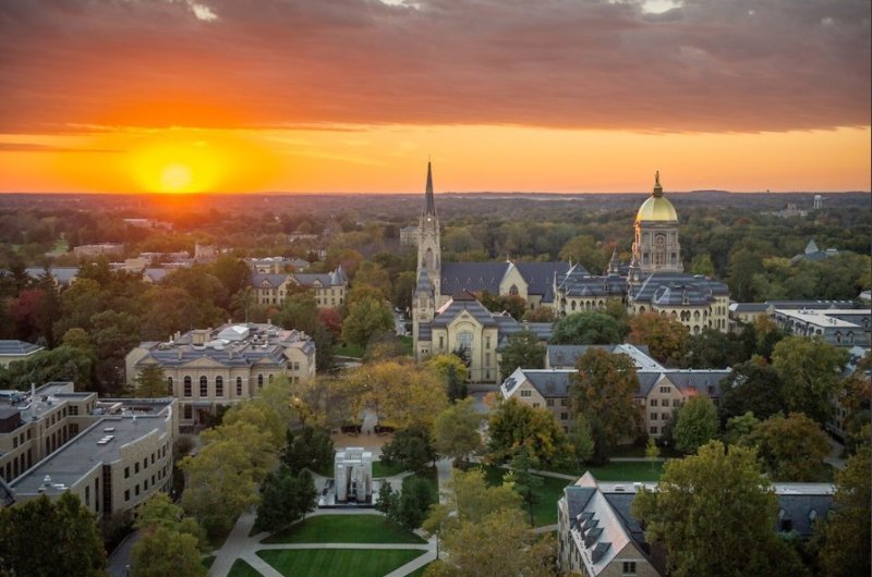 Image of The Grotto in the fall.