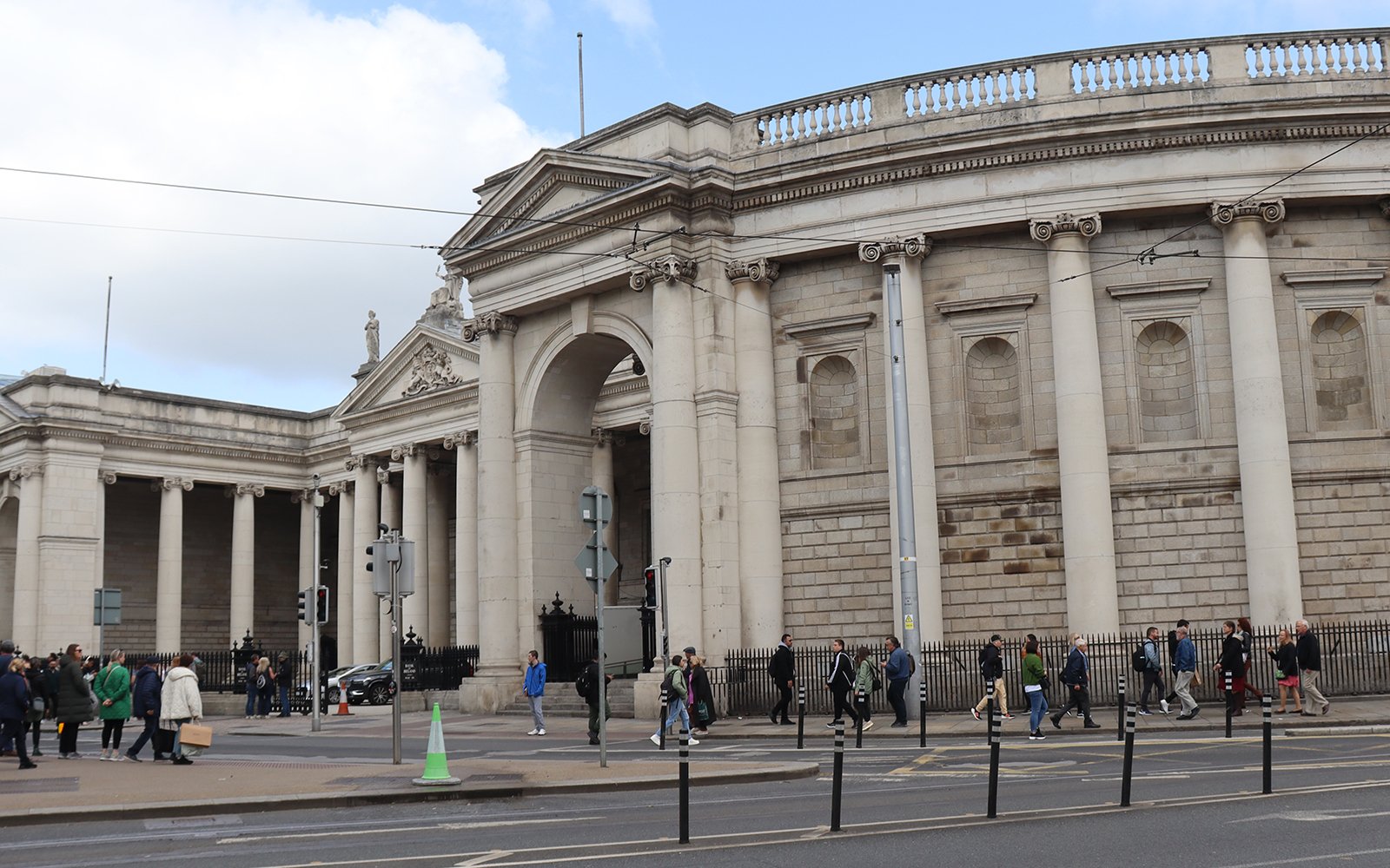Bank of Ireland, Prior Houses of Parliament