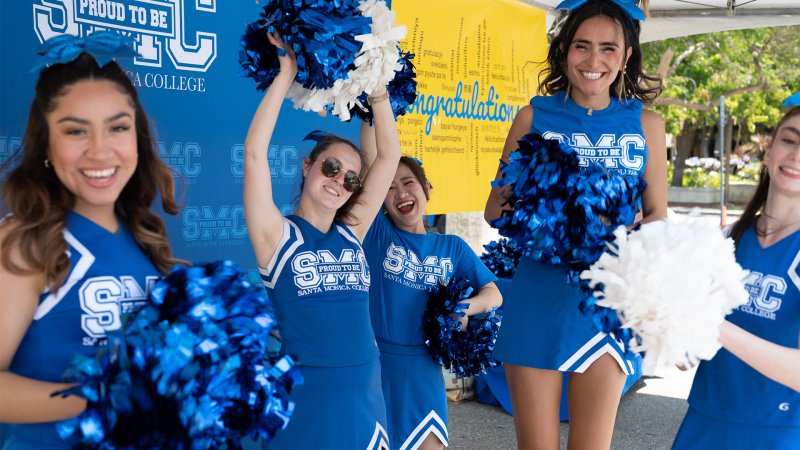 SMC Cheerleaders