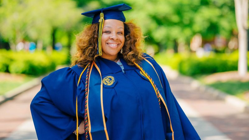 Graduate Naima Blakely